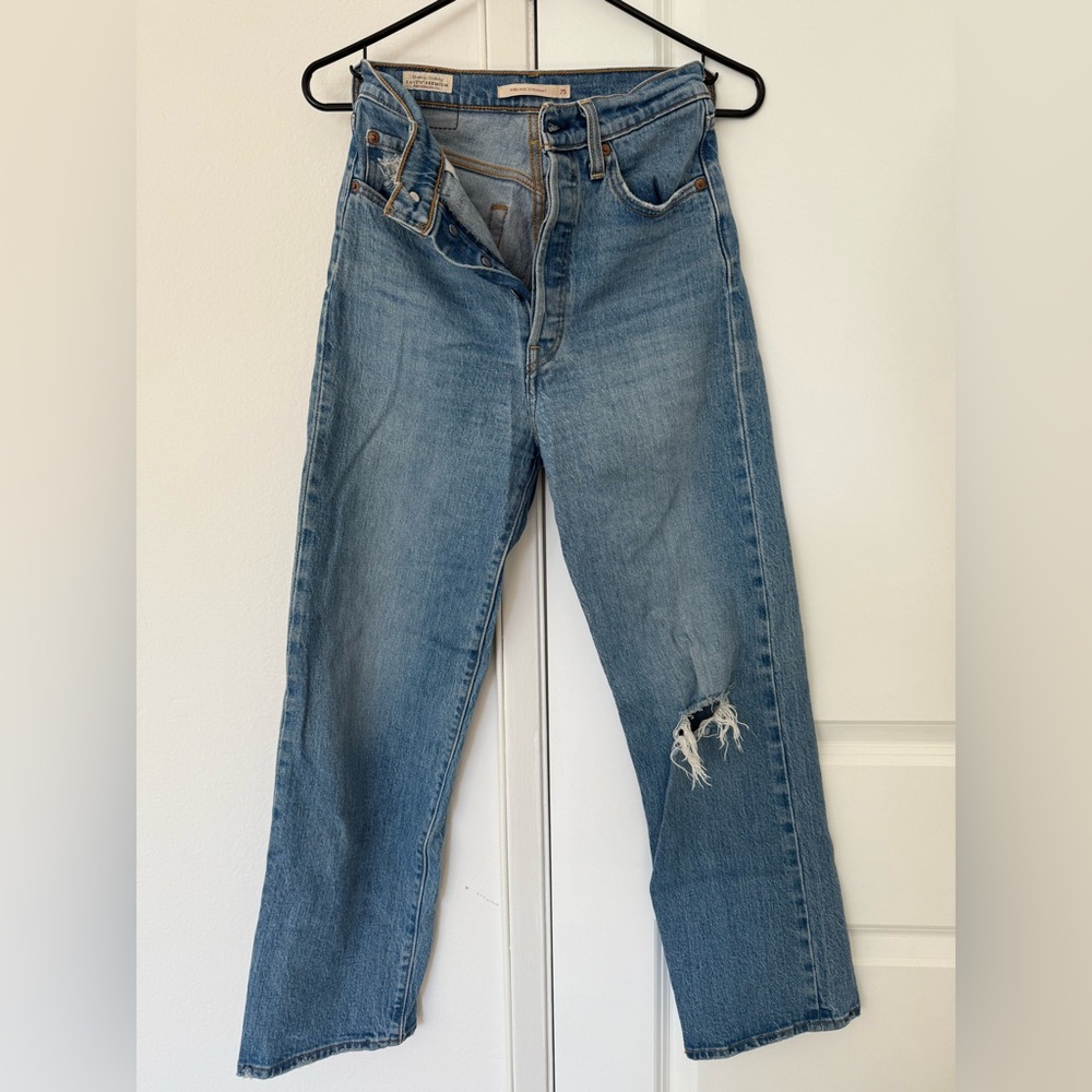 Levi’s Ribcage Straight Jeans